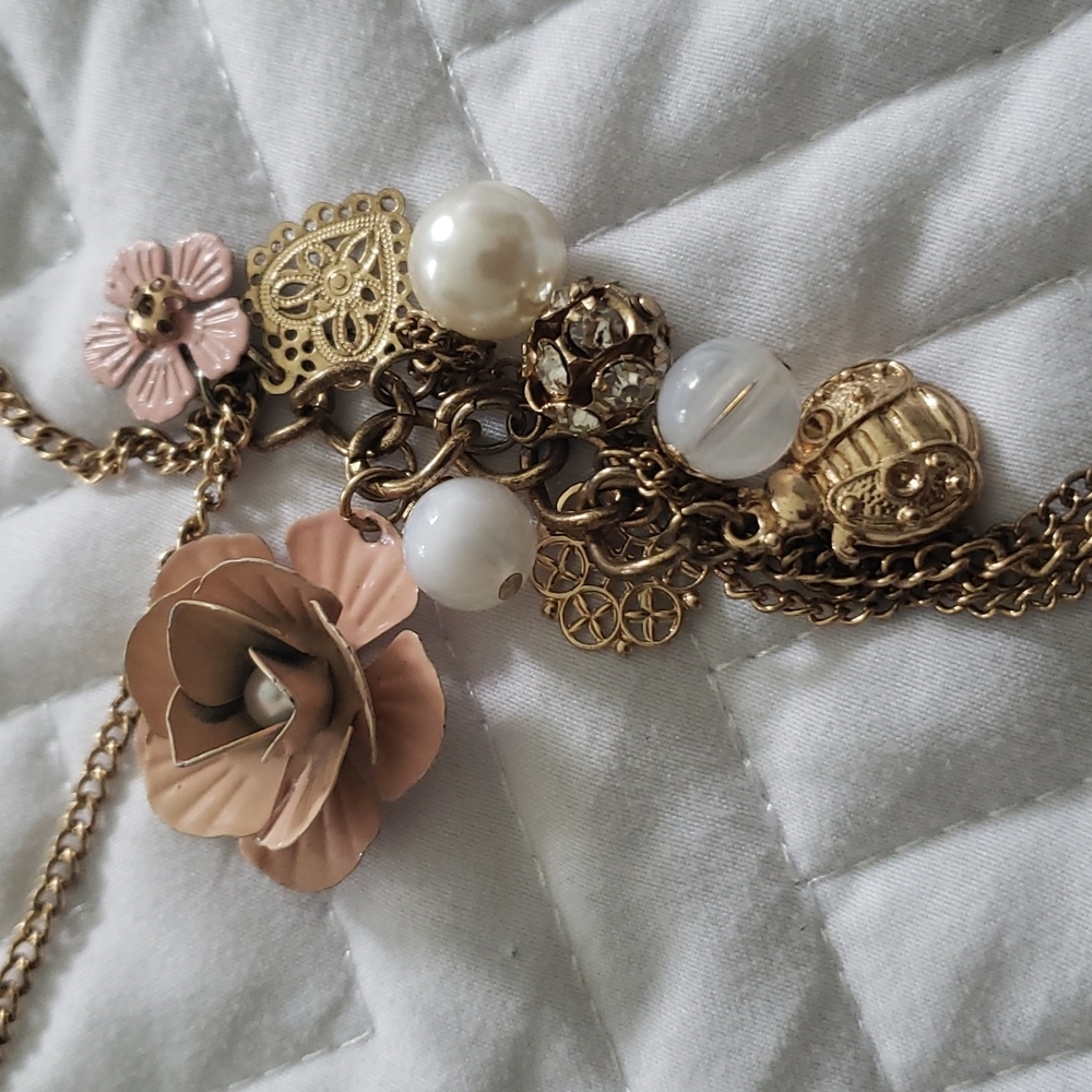 Jewelry - Picture 2 of 3